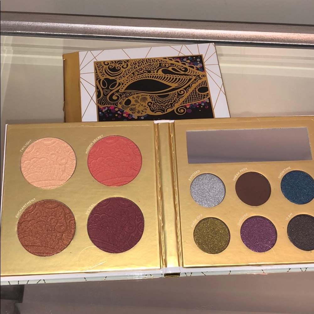 PUR Midnight Masquerade face palette 🎨